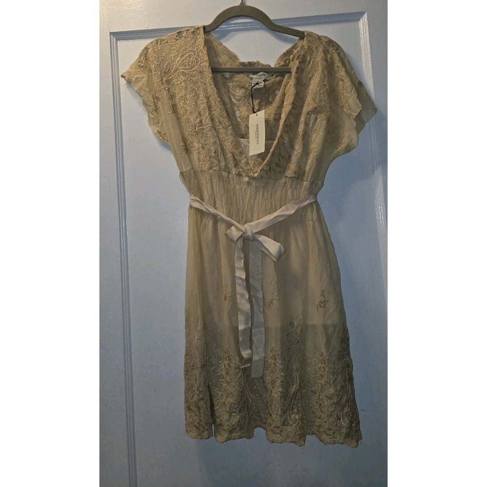 Vertigo Paris Ivory Lace Fit & Flare Short Dress M V-Neck Bow Tie Floral